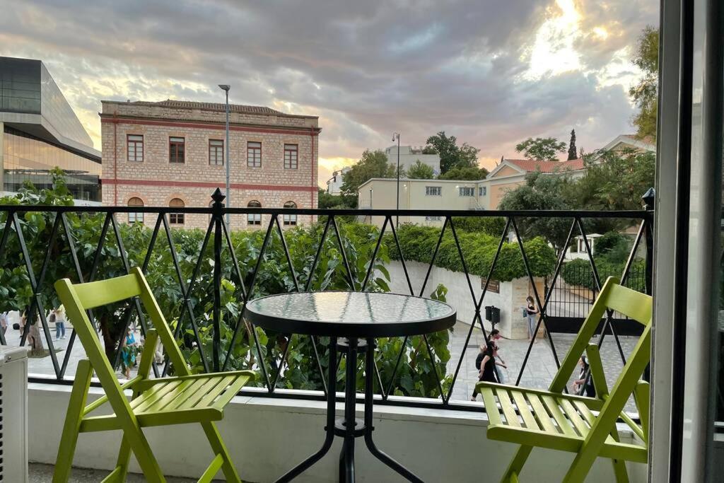 Acropolis View Huge Apartment - Centrally Located アテネ エクステリア 写真